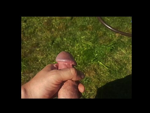 ❤️ Hottie beroa bere pussy arrosa izorratu egiten du eta udako lorategi batean squirt batekin esperma egiten du Porno fb %eu.javdoe.topan ☑