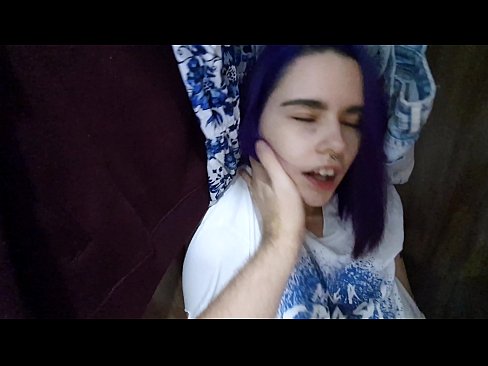 ❤️ Nire ahizpa armairuan aurkitu eta lagundu zion esperma Porno fb %eu.javdoe.topan ☑