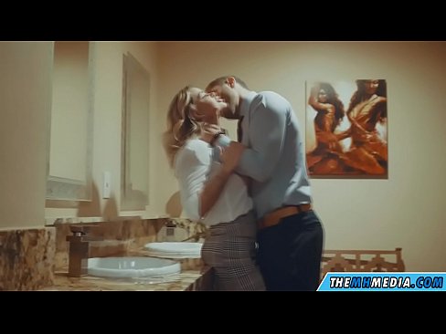 ❤️ Ilehoria busti batek komun publiko batean seduzitzen zaituenean Porno fb %eu.javdoe.topan ☑